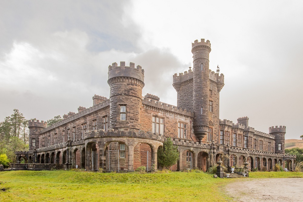 NatureScot in discussions over sale of Kinloch Castle