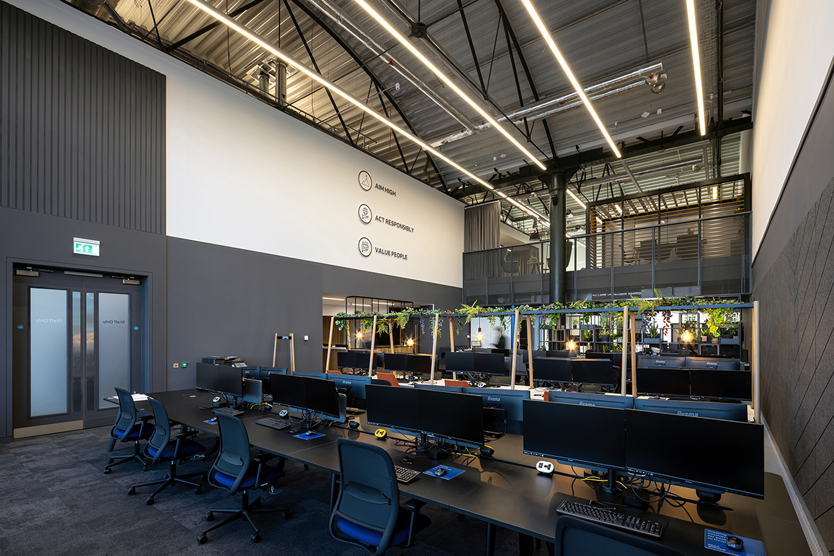 Morris & Spottiswood saves trip around the world with modular office fit-out