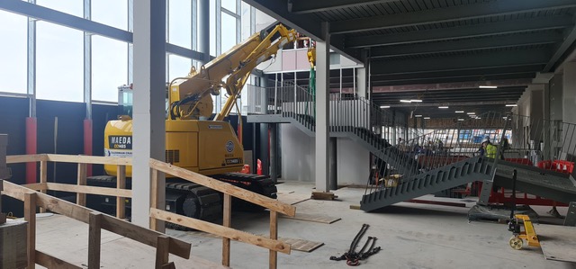 Caledonian Cranes makes light work of staircase installation