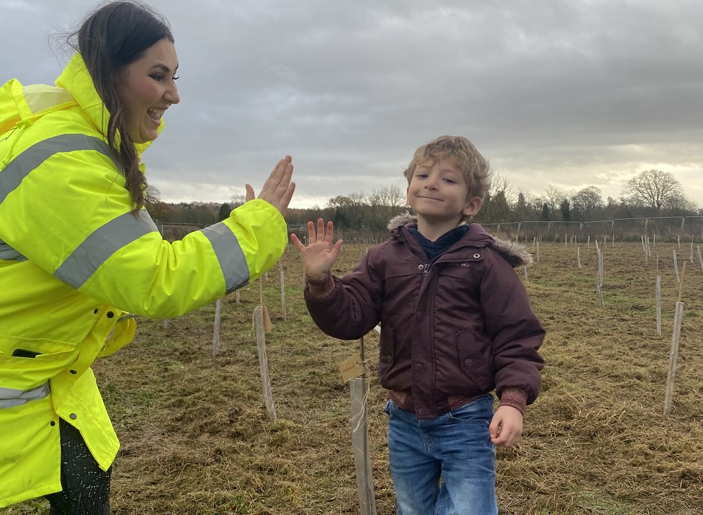 Dykes of Gray community comes together for tree planting