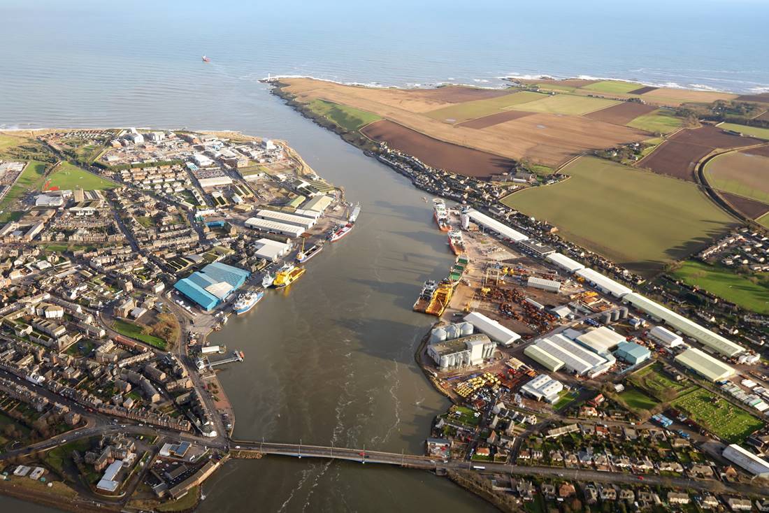 Montrose Port preferred location for Scotland's largest offshore wind farm