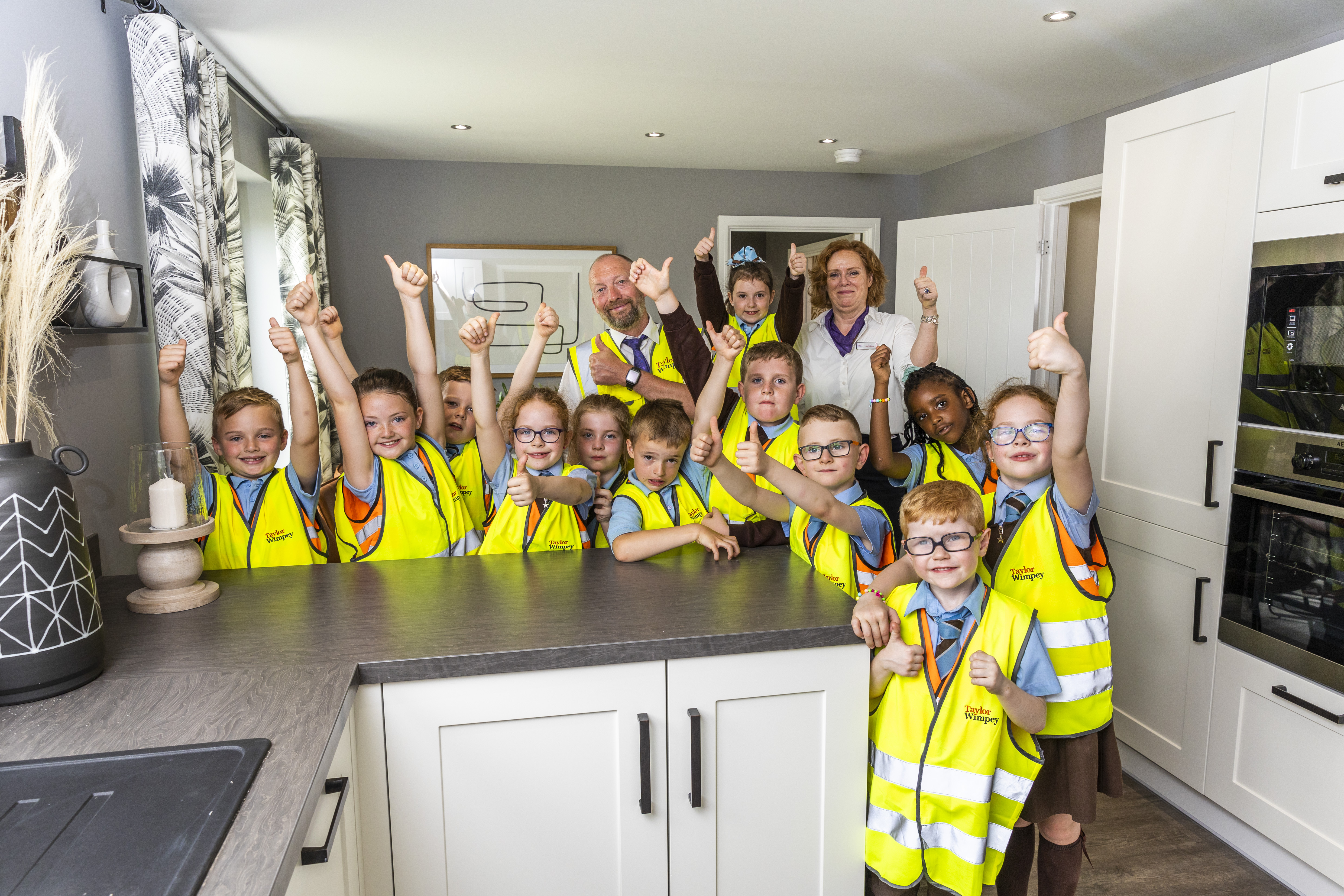 Hamilton school children get a lesson from Taylor Wimpey