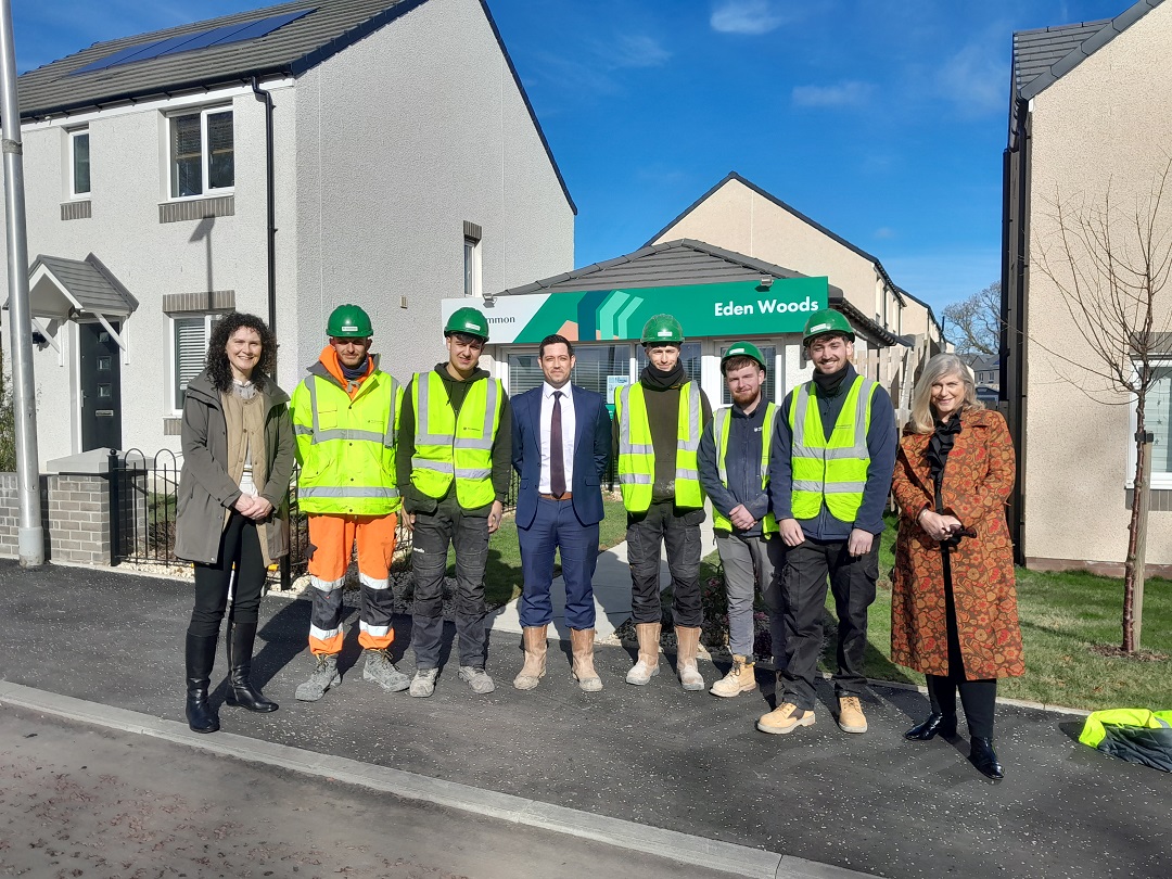 Fife MP meets Persimmon apprentices building careers in construction