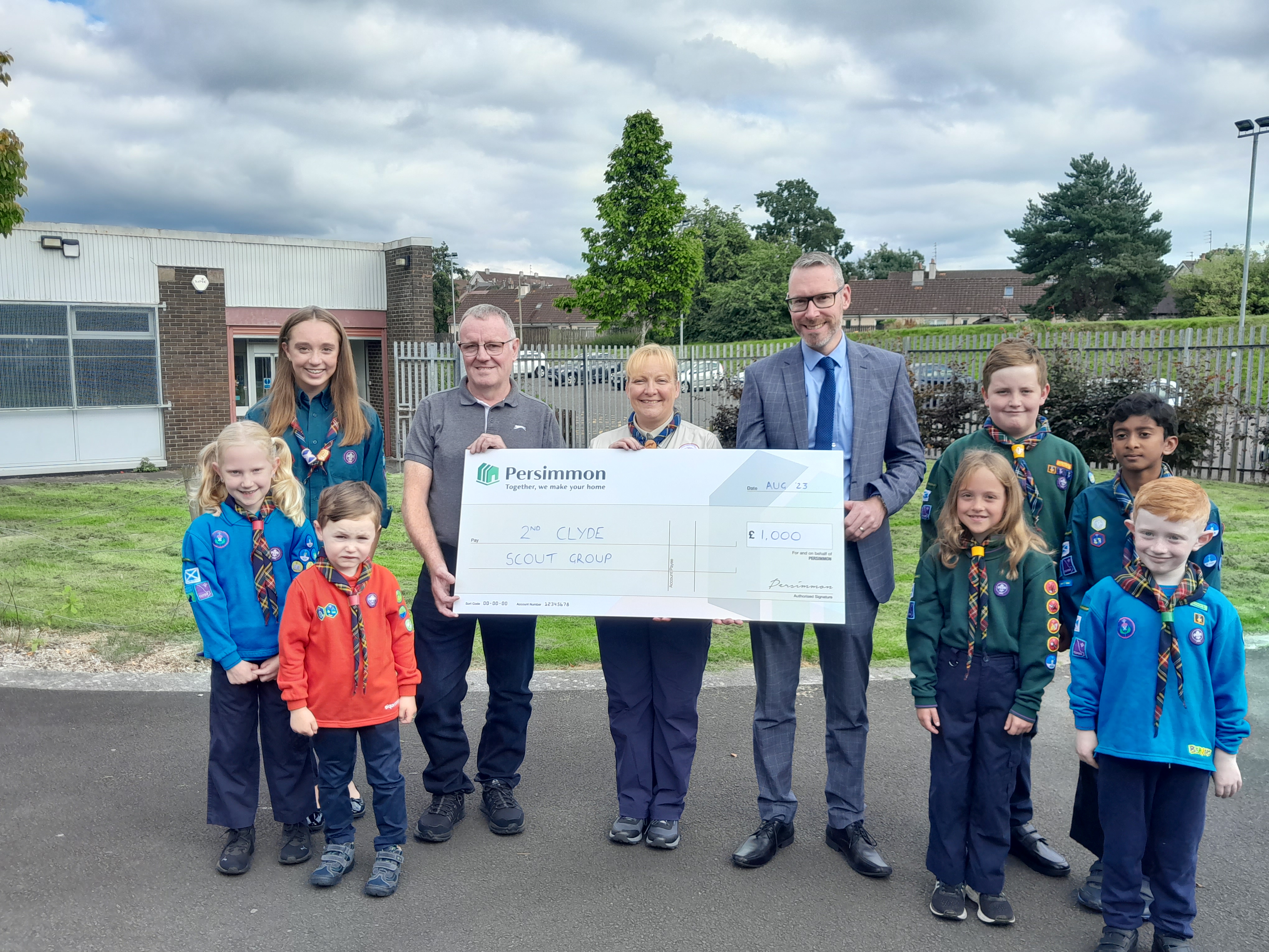 Scouts honoured with £1,000 donation from Persimmon West Scotland