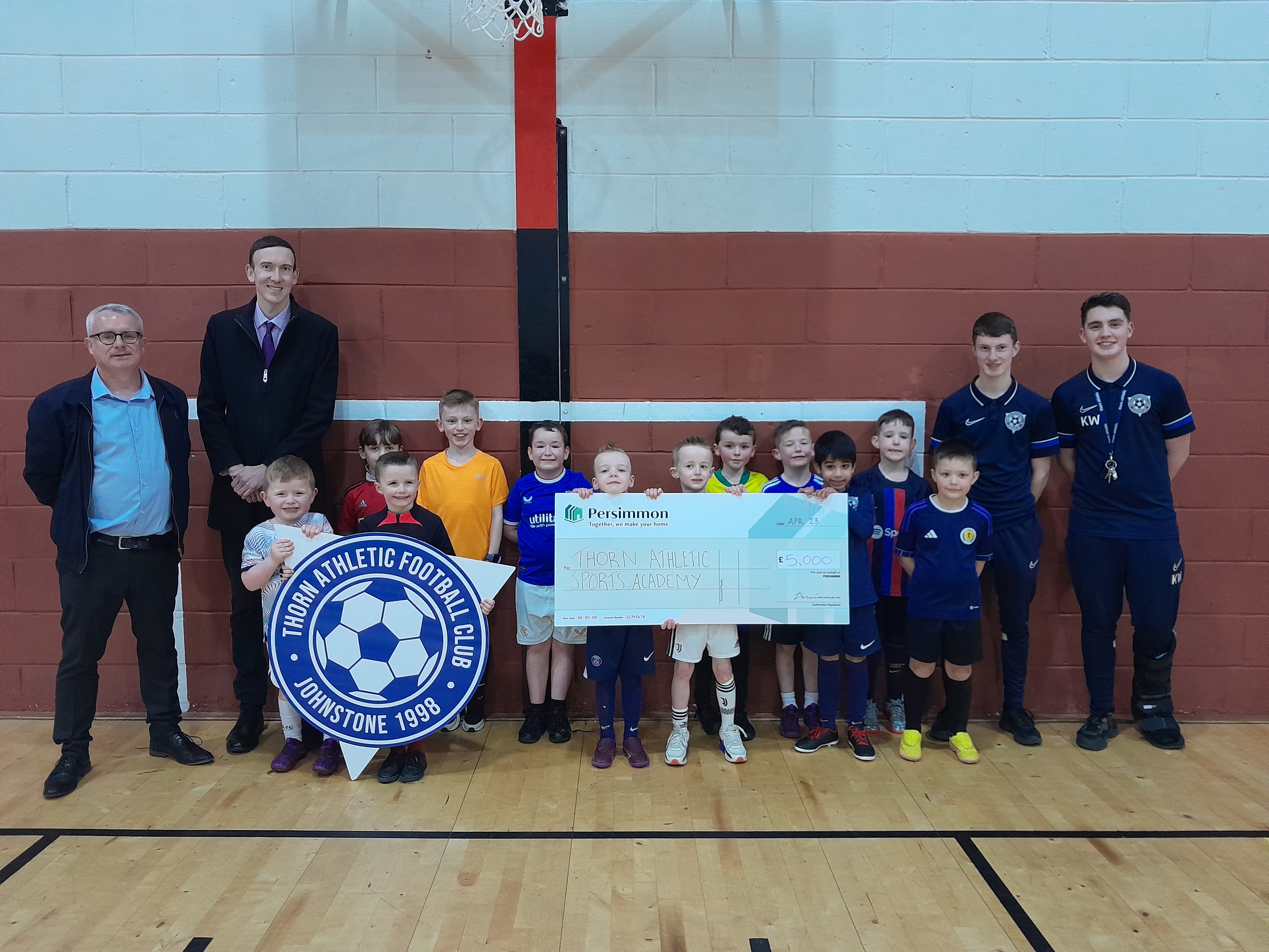 Persimmon donates £5,000 to Thorn Athletic Community Trust