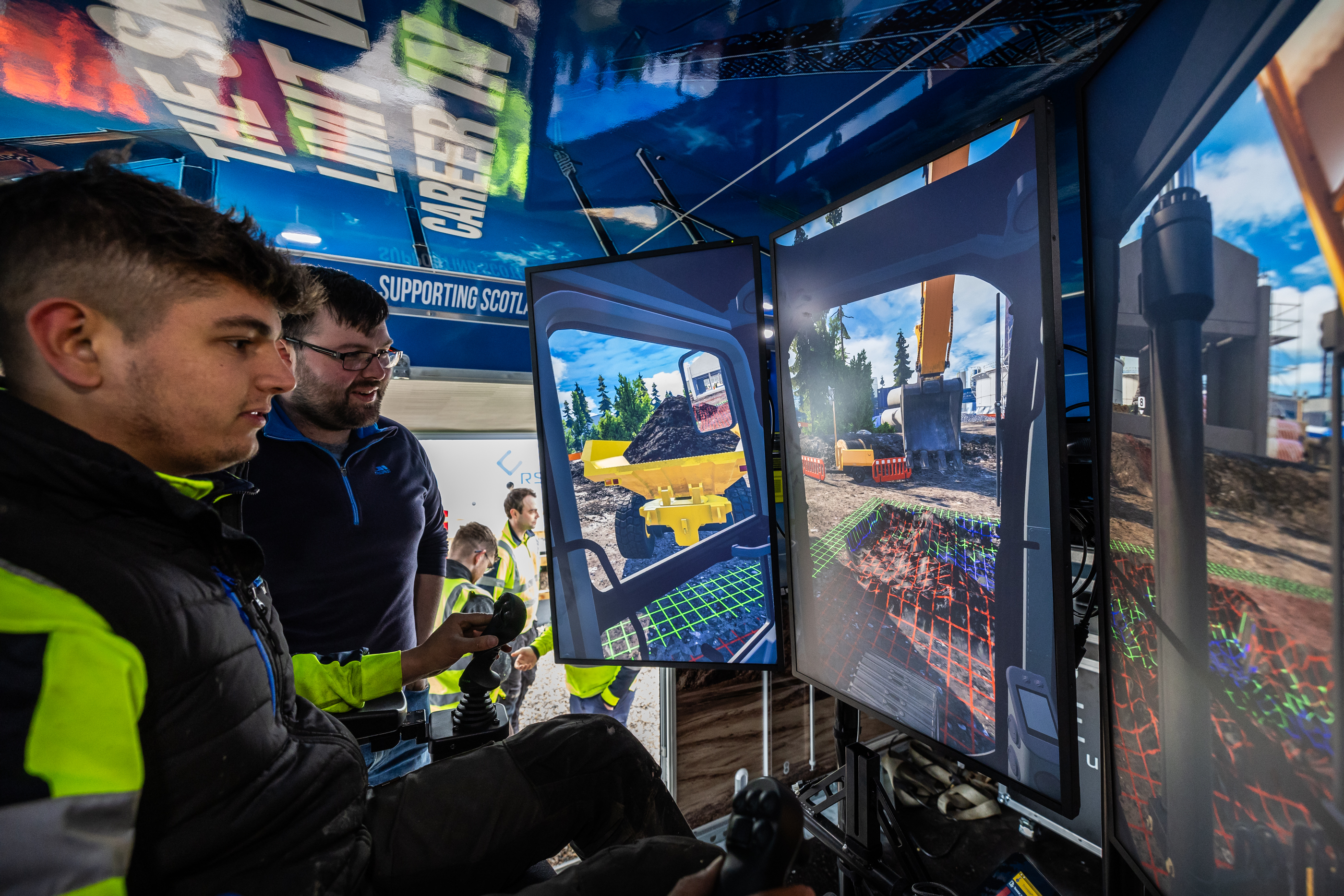 Simulator to inspire young people to enter and upskill plant industry hits the road
