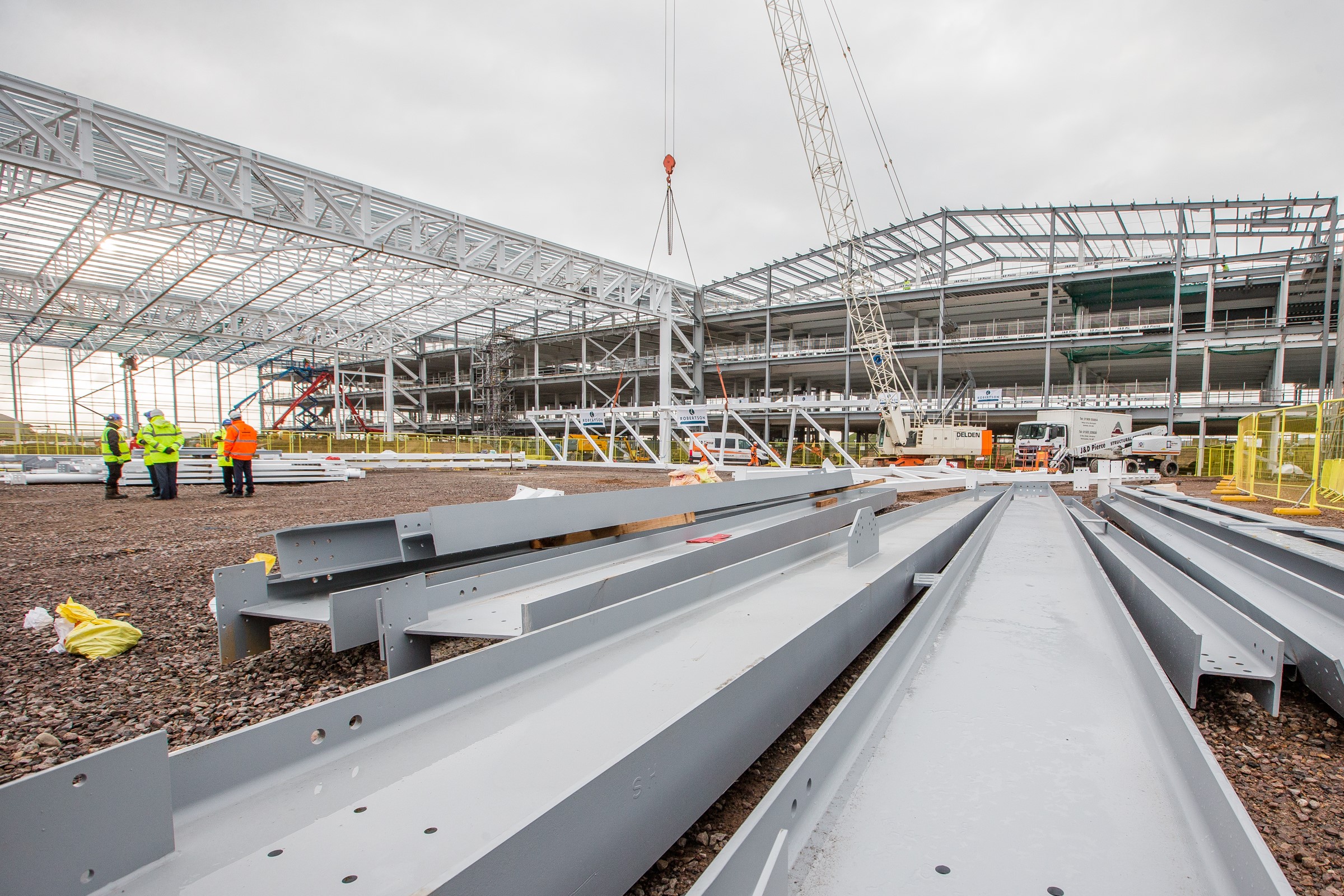 Robertson tops out RAF and Boeing defence aircraft facility in Lossiemouth