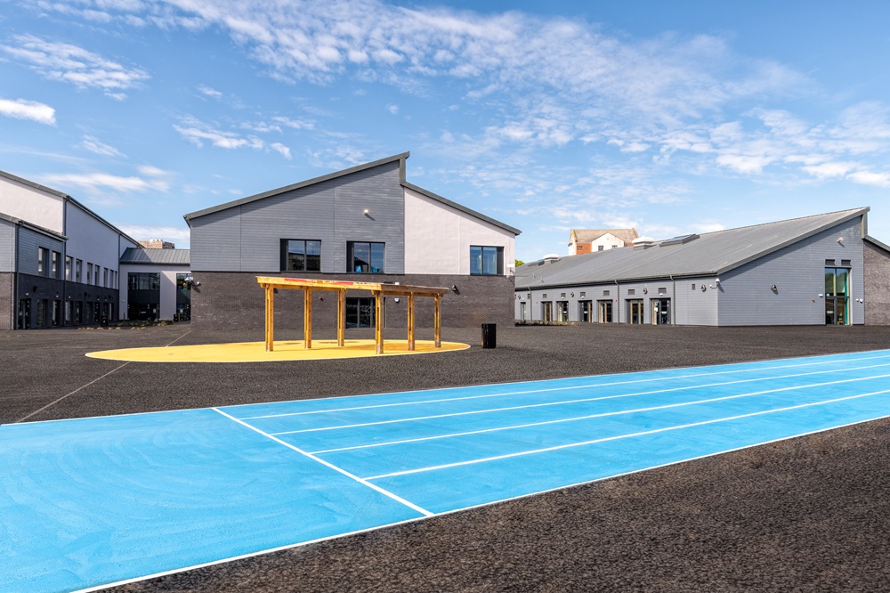 Robertson completes £29m CLT school in Aberdeen