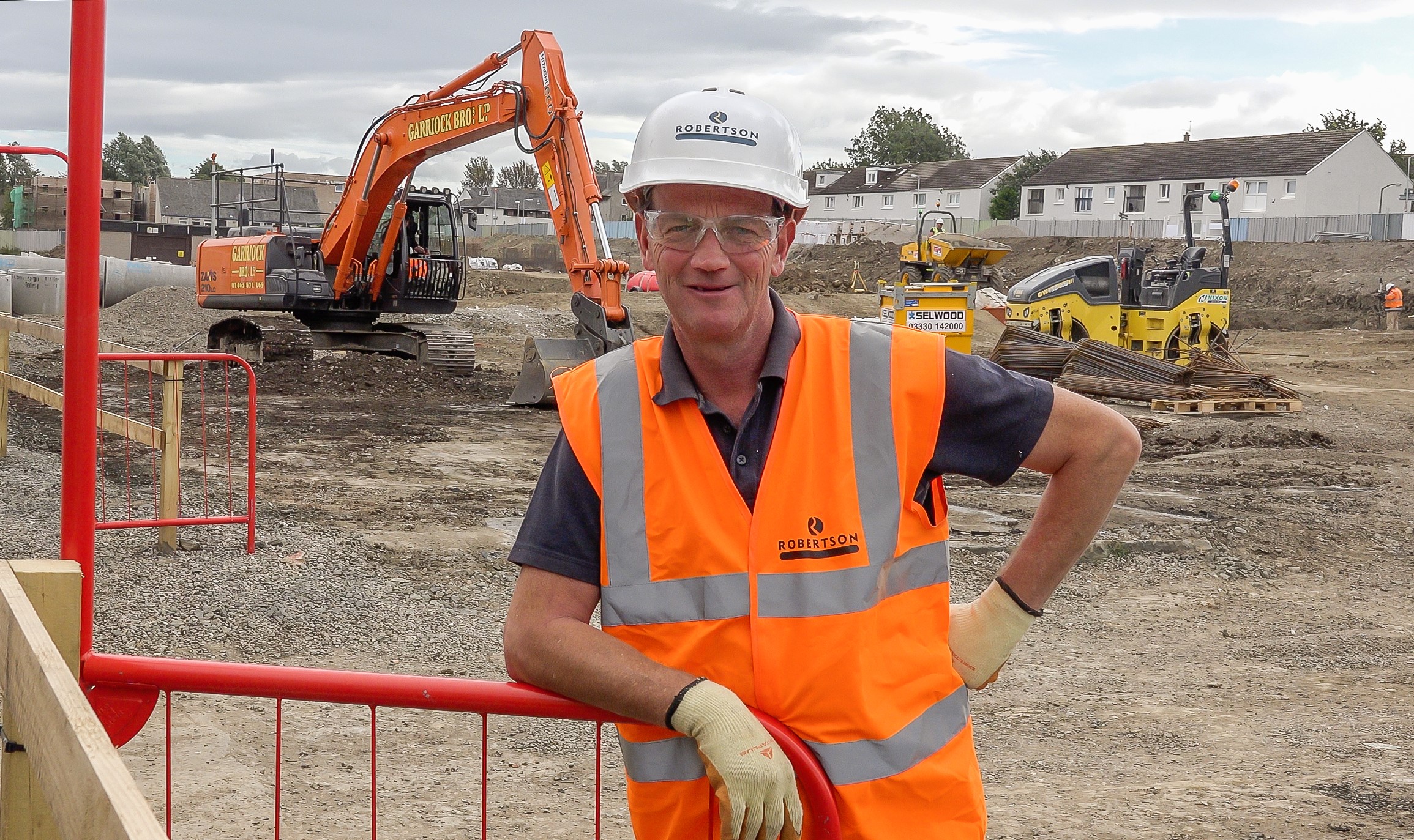 Edinburgh construction worker praised for contribution to Pennywell Living