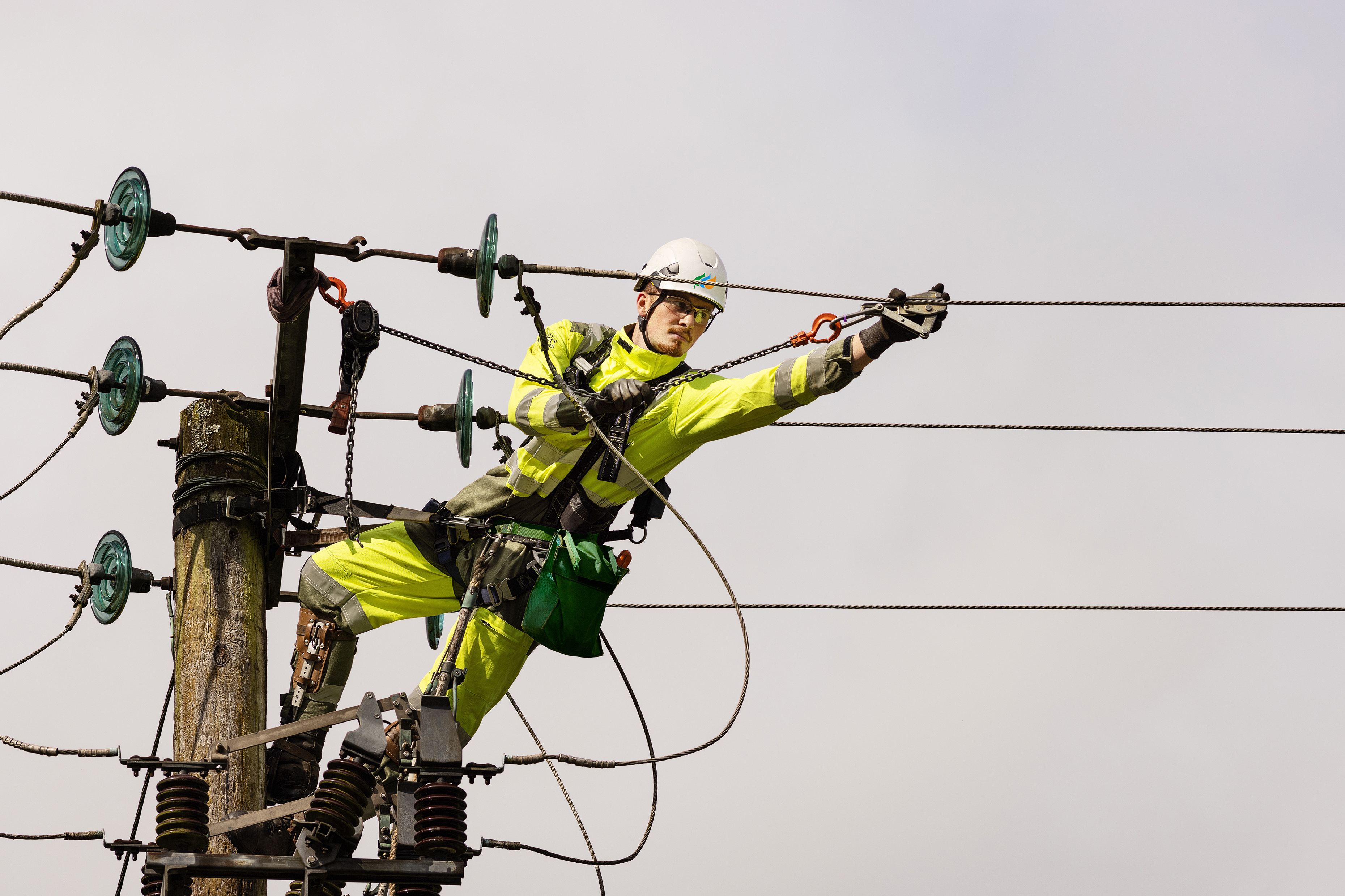 SP Energy Networks contract extensions deliver £220m distribution investment