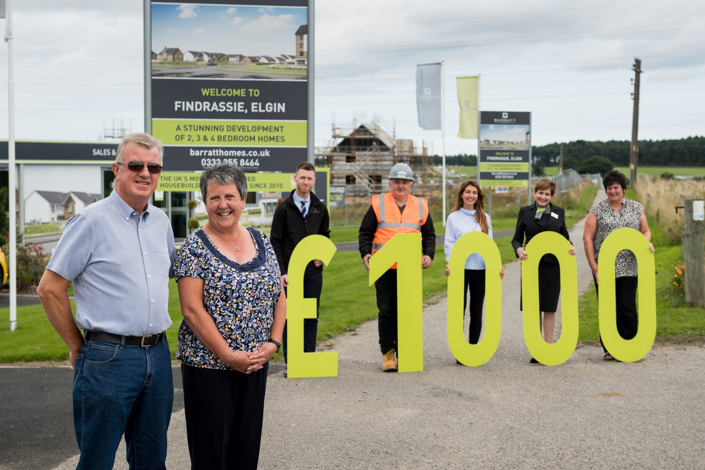 Barratt Homes helps Scottish Huntington’s Association with latest donation