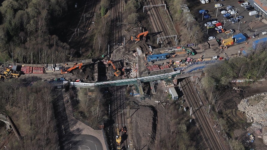 Video: Glasgow bridge demolition sees £12.6m rail project take huge step forward