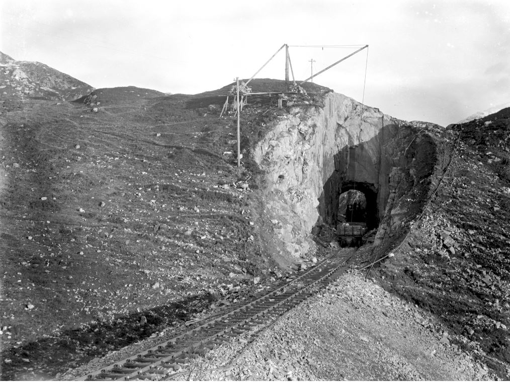 Documentary reveals new photos taken during construction of Mallaig to Fort William railway line