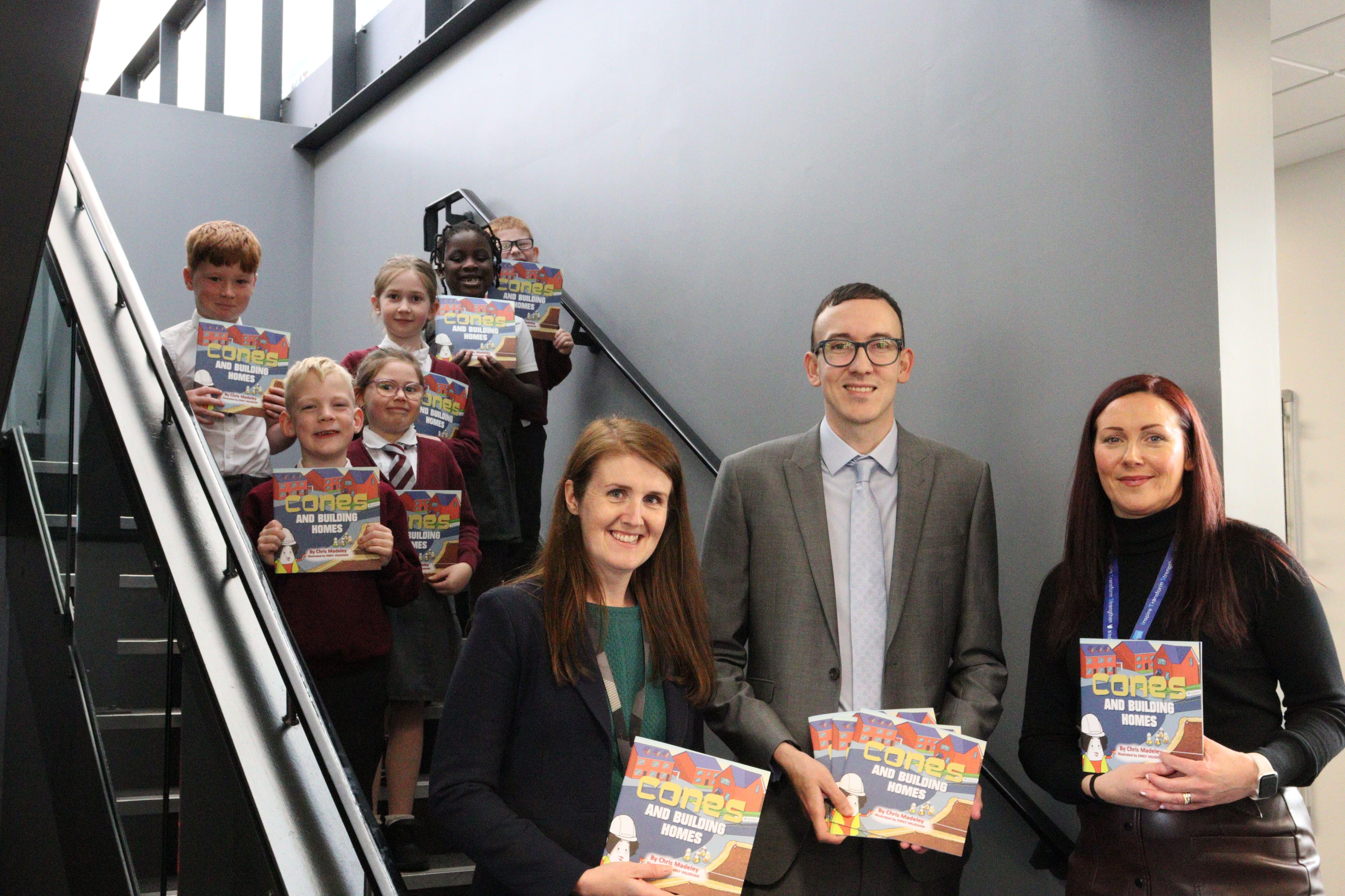 500 books to benefit primary pupils after Persimmon donation