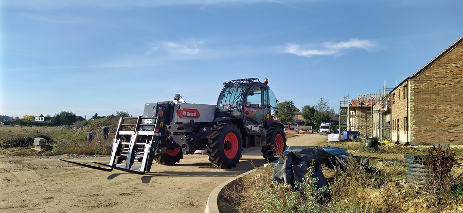 First new Bobcat R-Series telehandlers arrive in UK