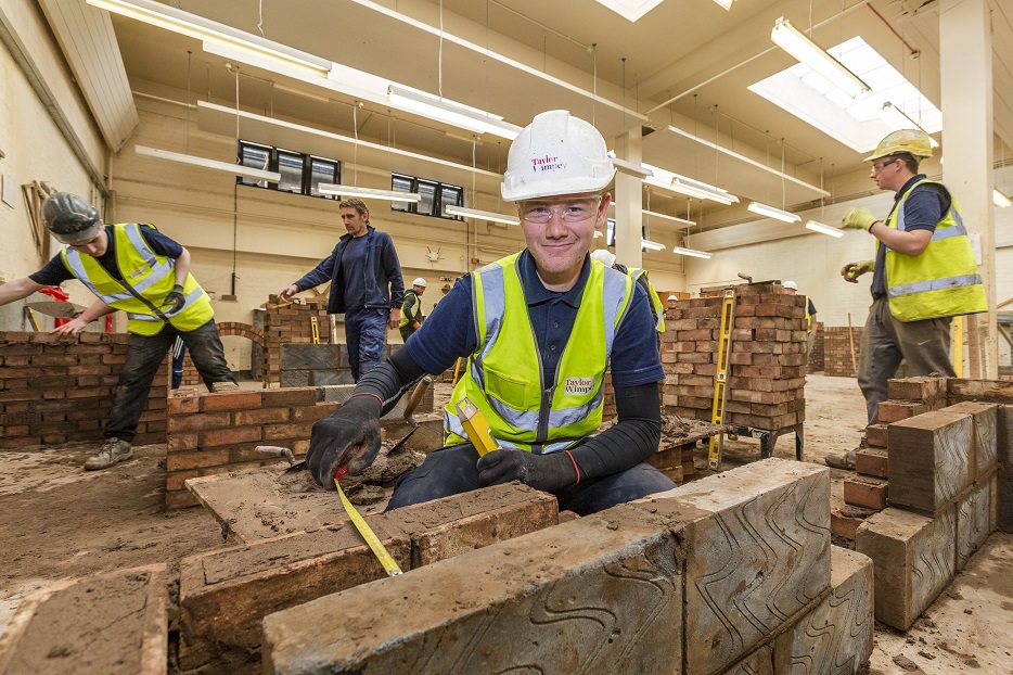 Taylor Wimpey West Scotland launches Apprenticeship Academy at Ayrshire College