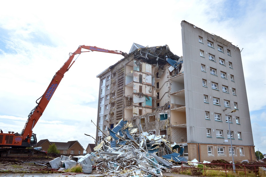 Demolition of Airdrie high-rises begins