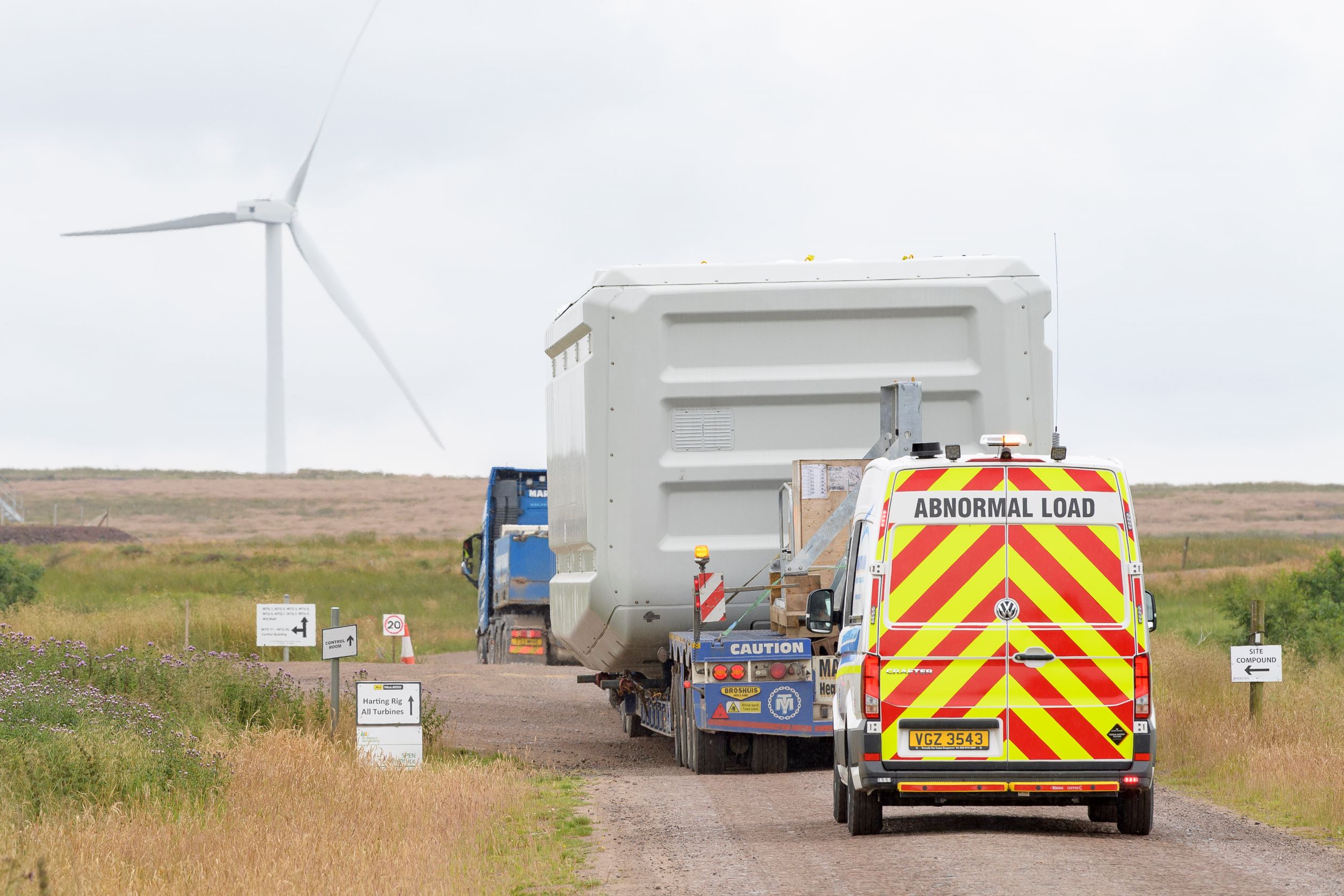 First turbine installed at Kype Muir wind farm extension