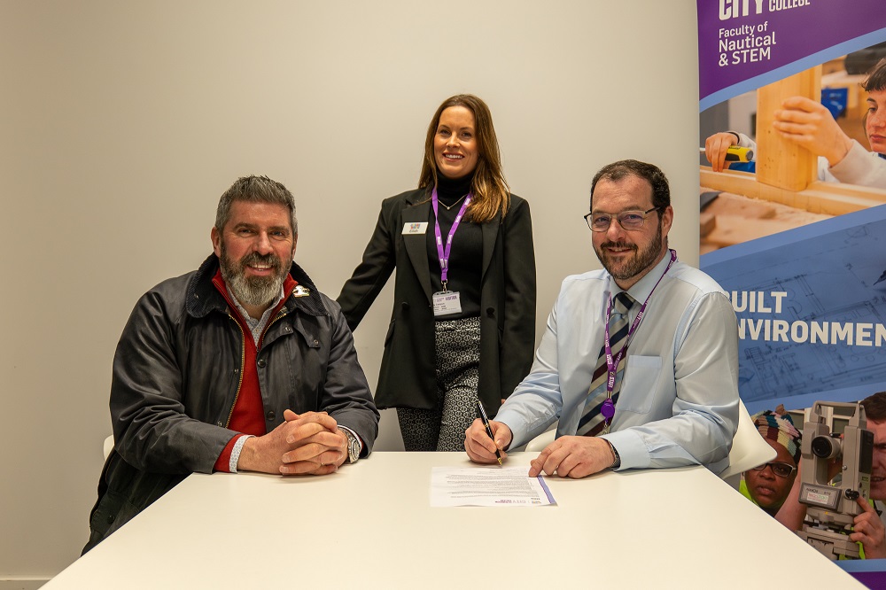 Urban Union formalises commitment to students at City of Glasgow College