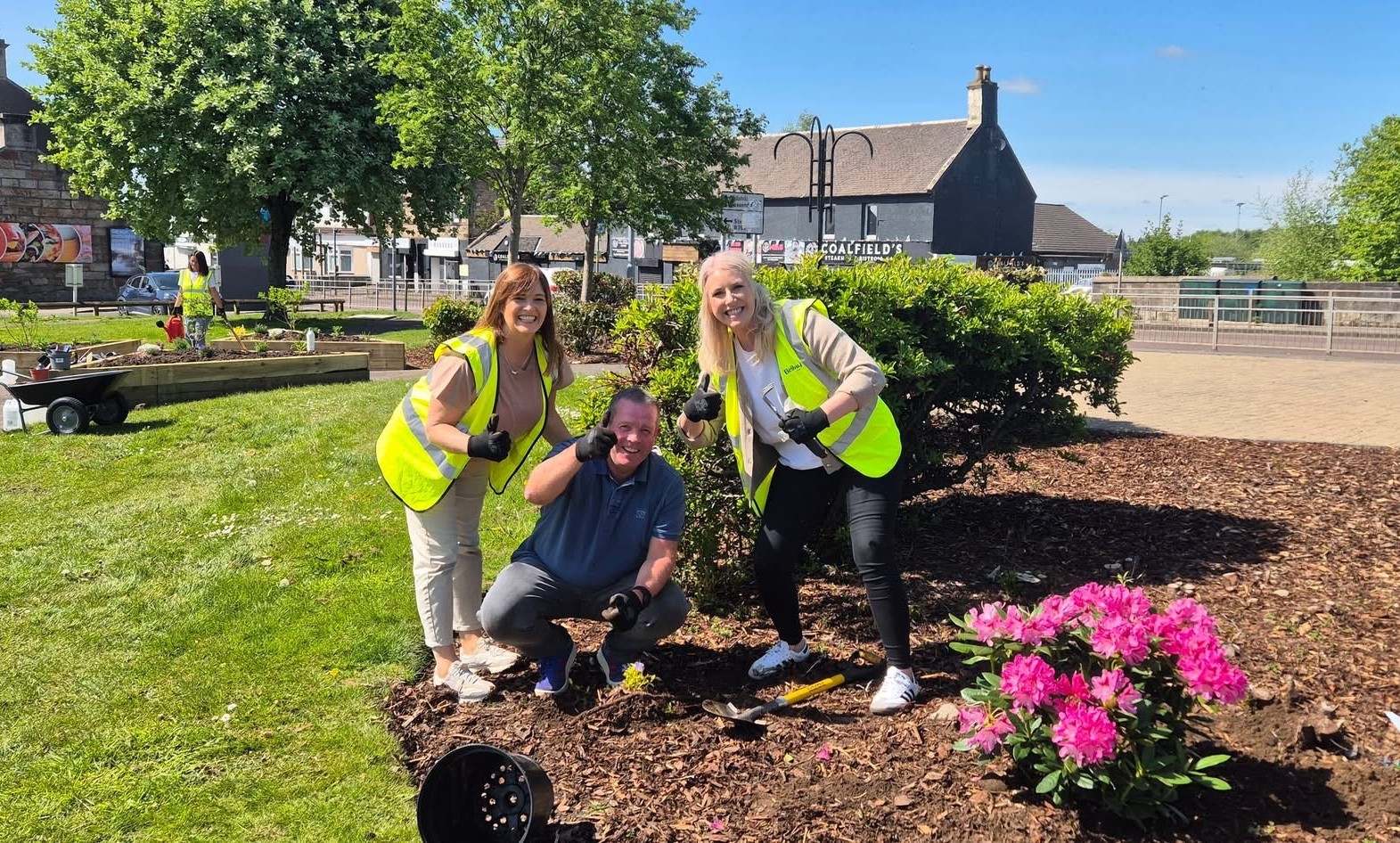 Bellway volunteers dig in to help Hamilton group