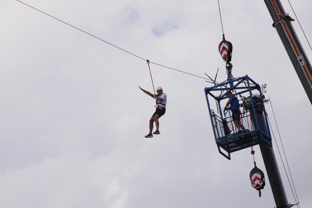 In Pictures: Spifox raises more than £70k with Zip Slide Across The Clyde