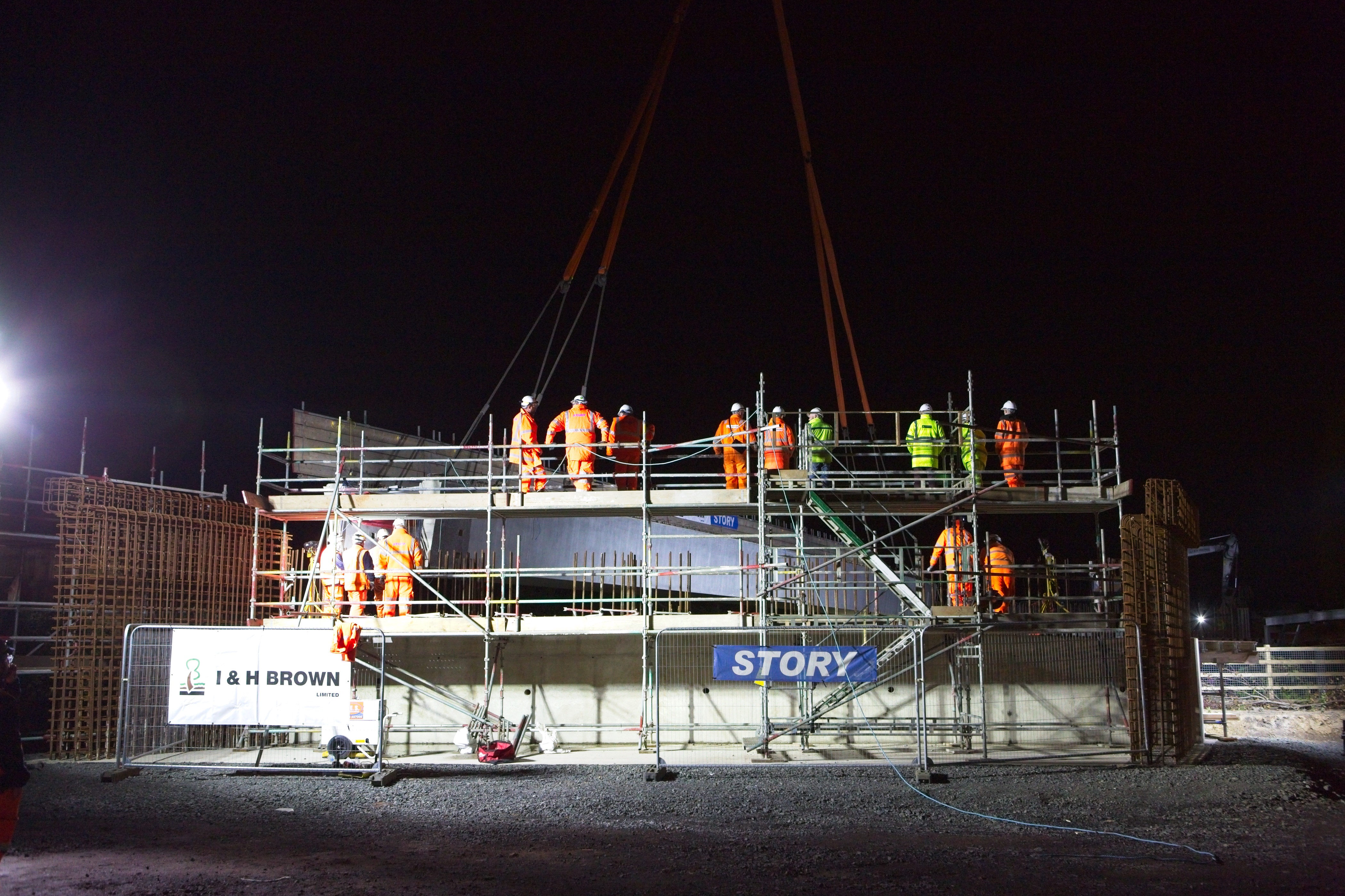 In Pictures: Giant 100-tonne beams installed for new dual-lane Winchburgh Overbridge