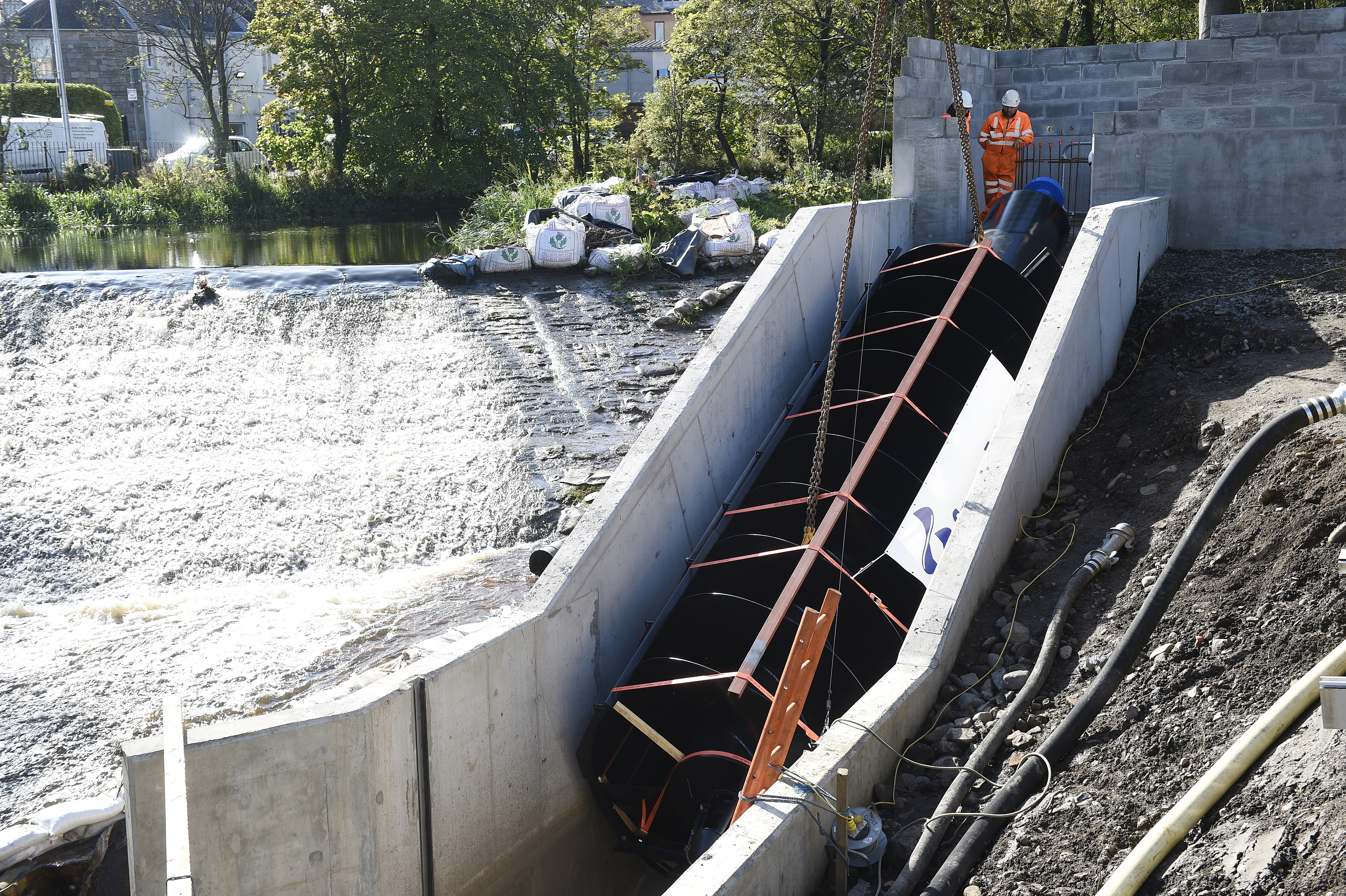 In Pictures: Archimedes screw hoisted into place at Saughton Park micro-hydro scheme