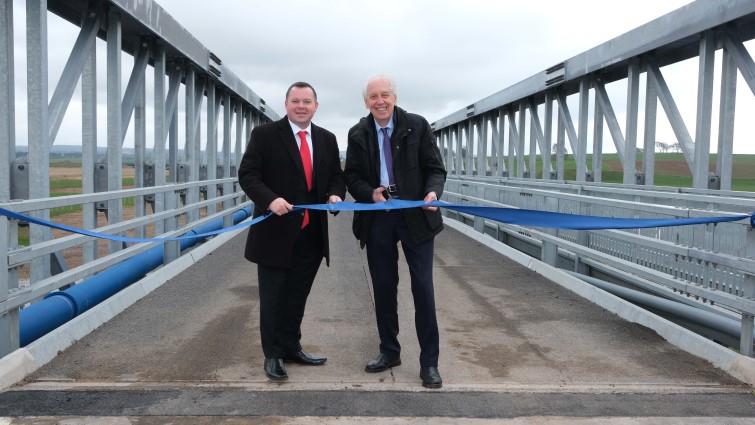 New Clyde Bridge opens