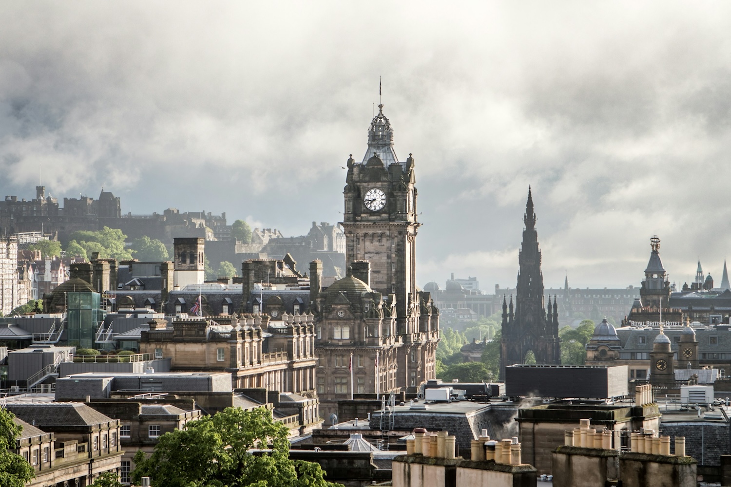 Edinburgh faces £86m road repair bill