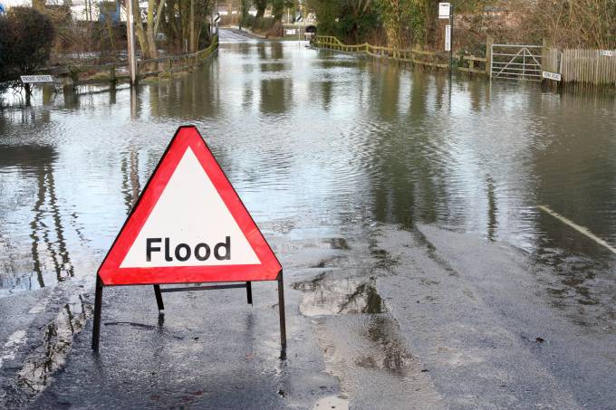 Consultation to be held for work to protect Aberdeen bridge during flooding