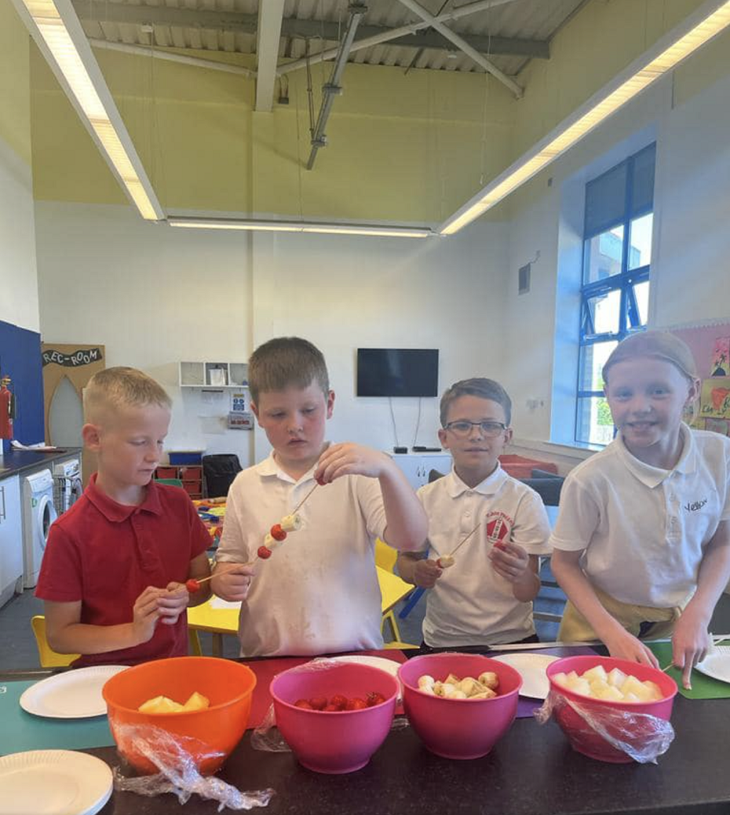 HFD helps Castlemilk kids club dish up family-friendly meal programme