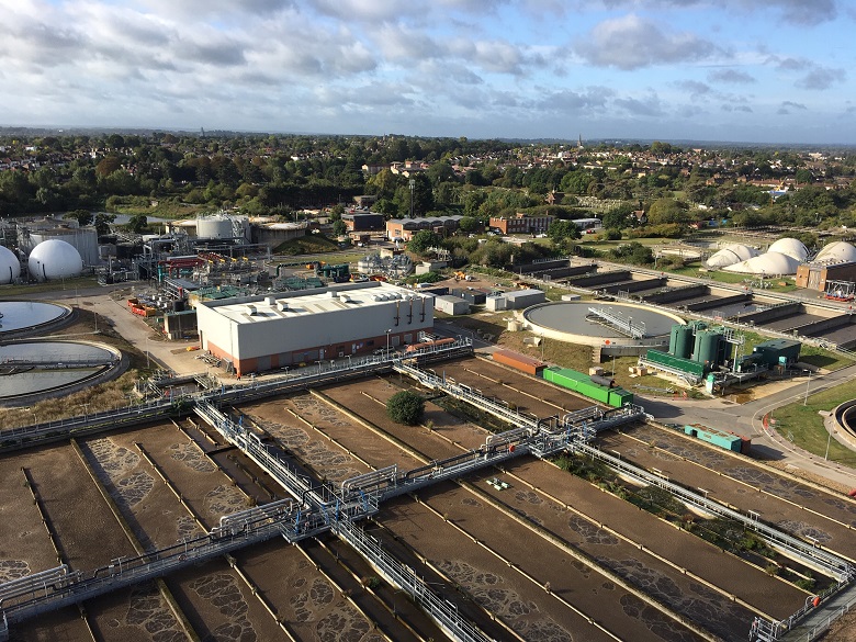 England: New homes to run on 'poo power'