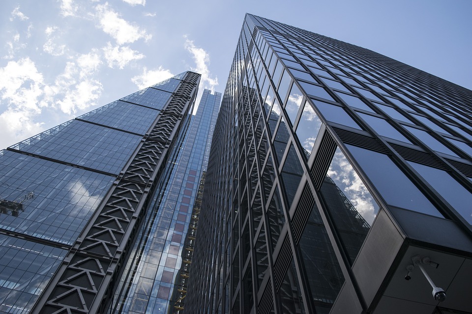 And finally... (Video) Cleaning London’s tallest buildings