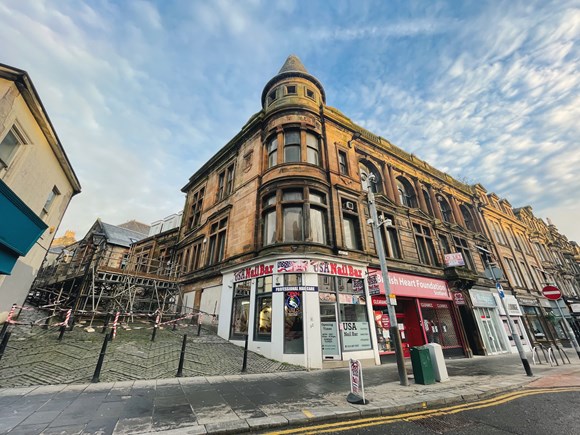 Work starts to bring landmark Paisley High Street building back into use