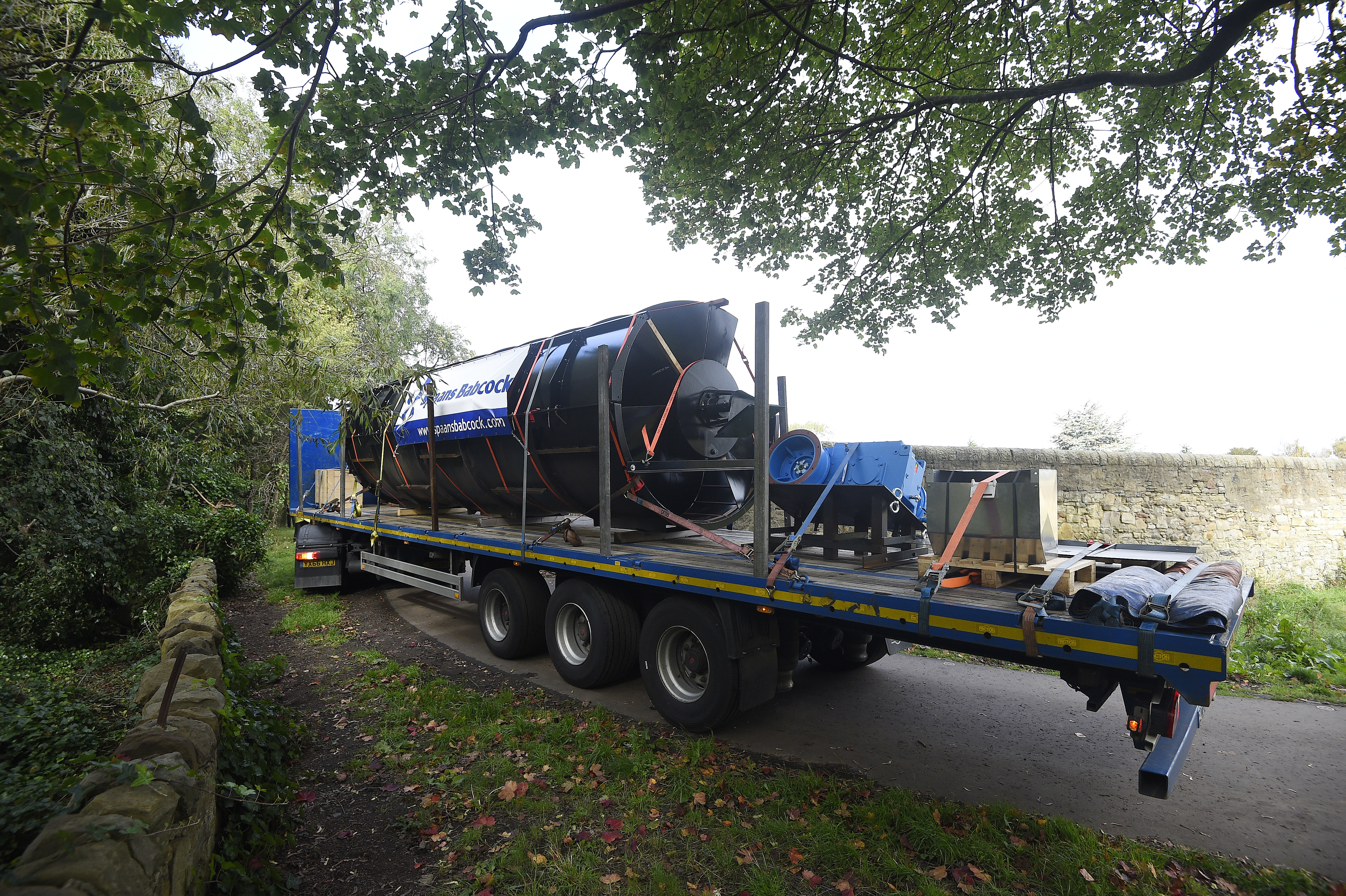 In Pictures: Archimedes screw hoisted into place at Saughton Park micro-hydro scheme
