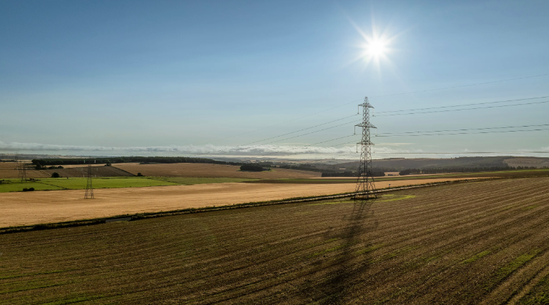 SSEN Transmission signs £1bn bank facility