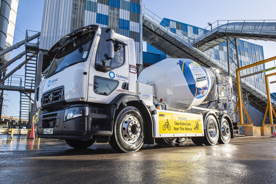 UK’s first all-electric mixer demonstrates pathway to low carbon logistics