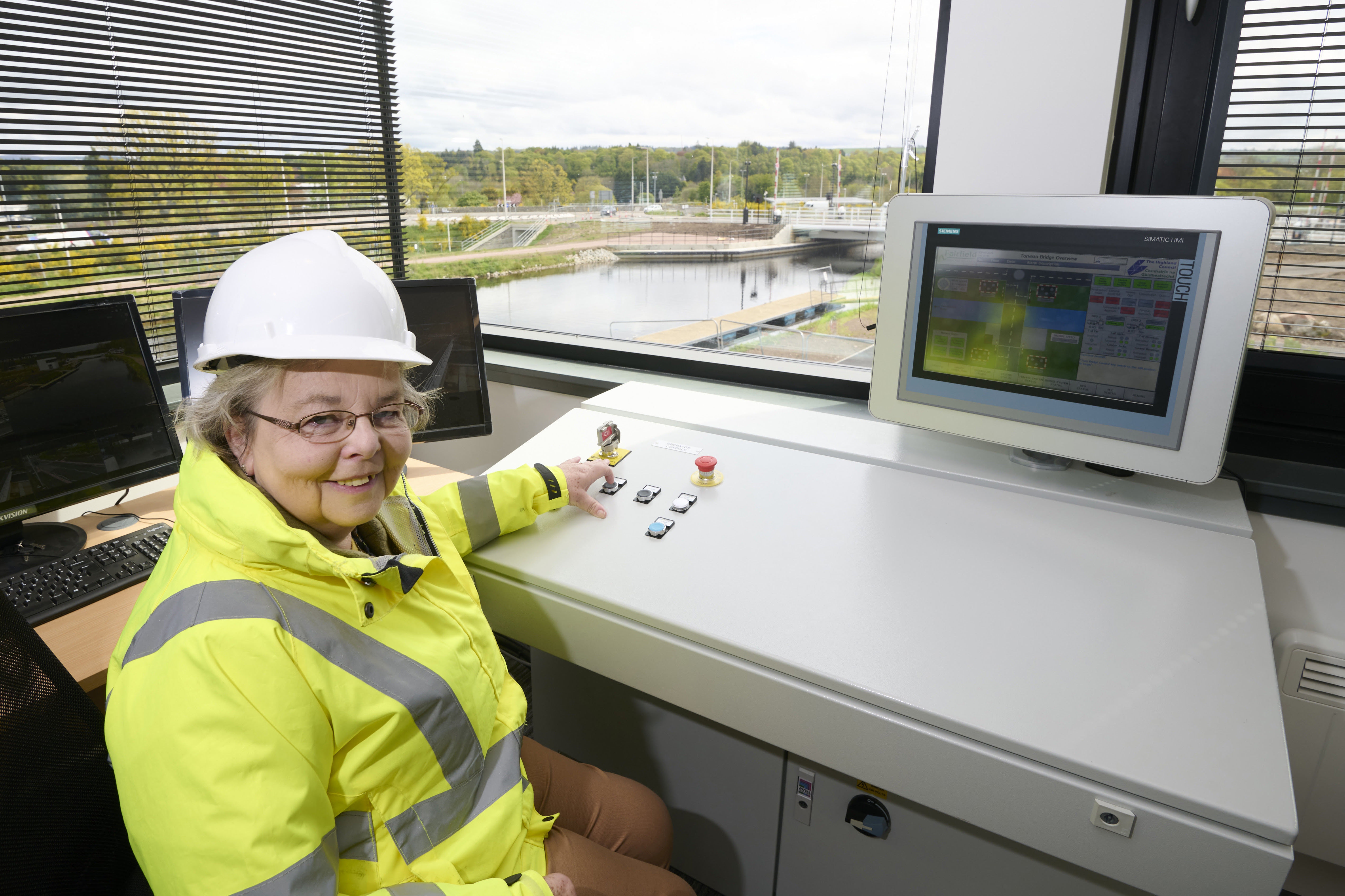 New Torvean Bridge opens at Inverness West Link project