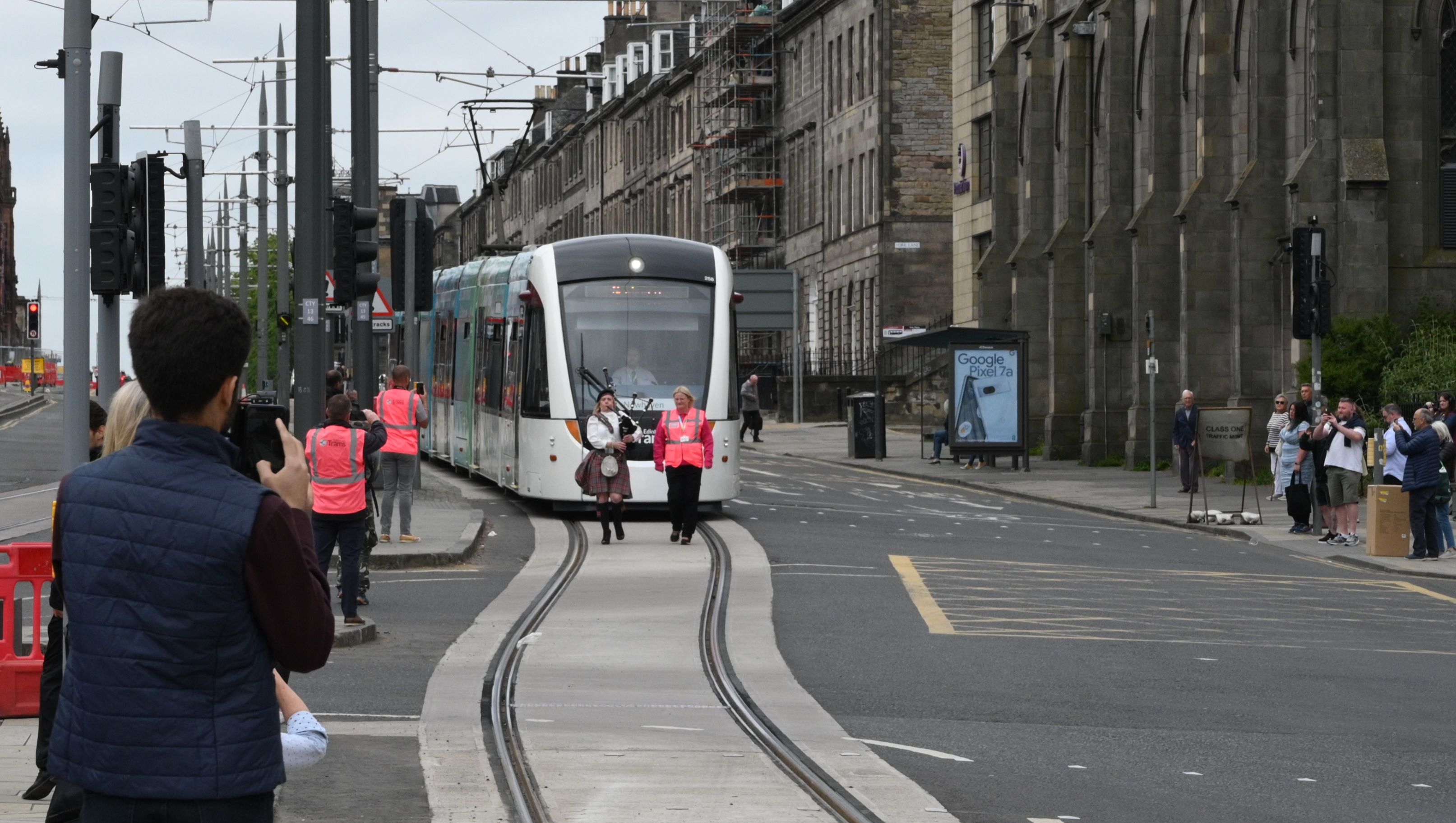 Passenger services launched on Trams to Newhaven project