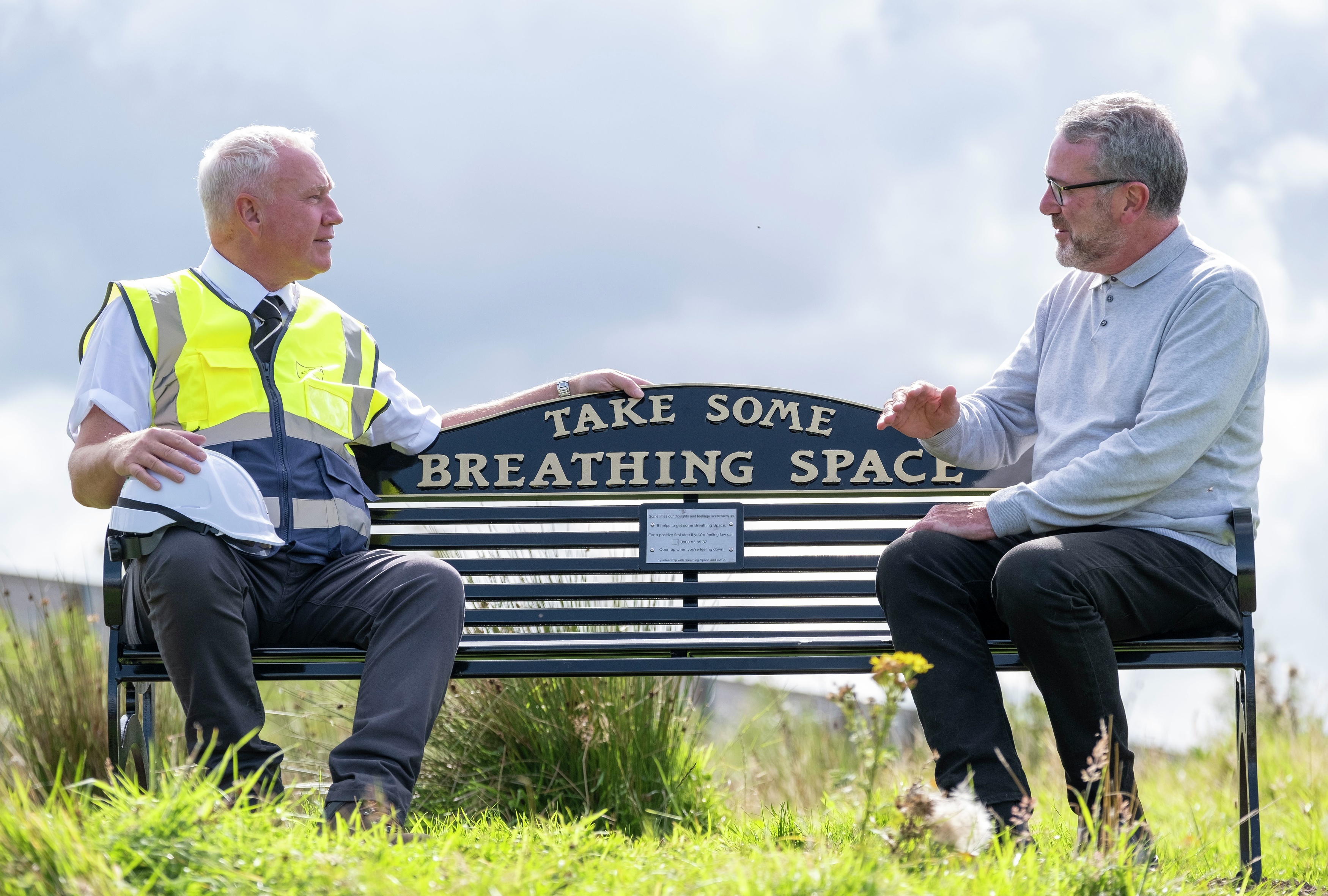 Cala Homes unveils new breathing space bench to boost mental health awareness